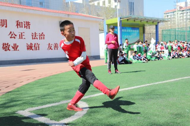 利拉德绝杀字母哥20+14 雄鹿终结火箭5连胜