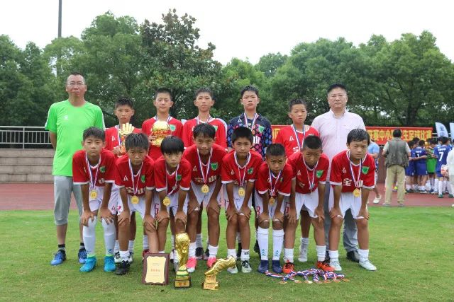 队史第二位6000分球员 翟晓川:未来属于年轻人