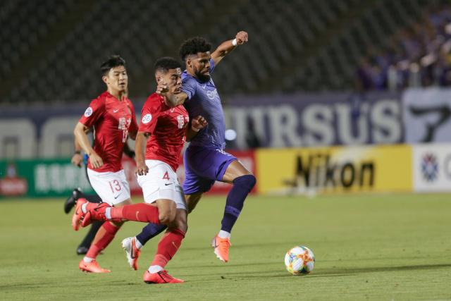 阿不都28+10琼斯26+13 新疆7连胜送北京3连败