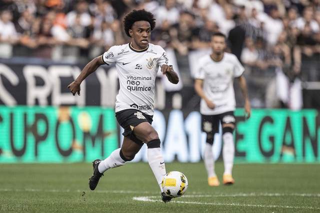 高尔夫球重庆女子公开赛挥杆 首轮彭严萱63杆破纪录领先高尔夫球重庆女子公开赛挥杆 首轮彭严萱63杆破纪录领先